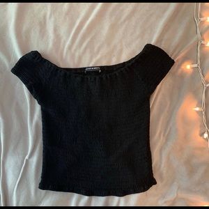 brandy melville black cinched crop top